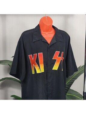 Vintage KISS Black Button-Up Short Sleeve Shirt Embroidered Band Logo Tee Y2K